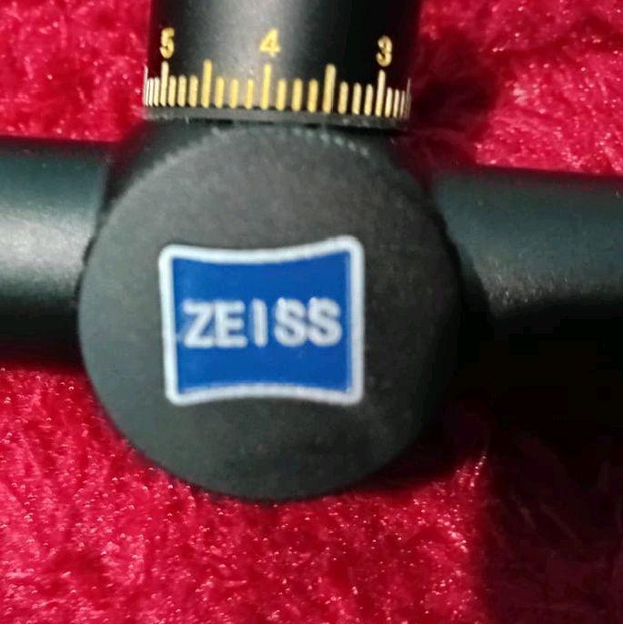 Zeiss Teleskop dengan Lensa Jernih dan Fokus Presisi untuk Pengamatan Astronomi Teropong Outdoor