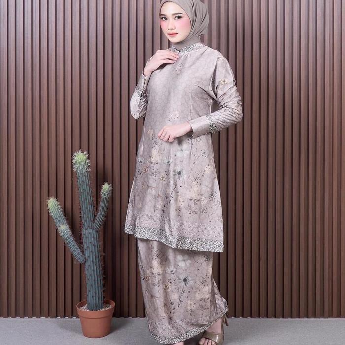 FAMYS - SETELAN ROK MELAYU SILK AYLIN SET MOTIF MALAY KURUNG 022124