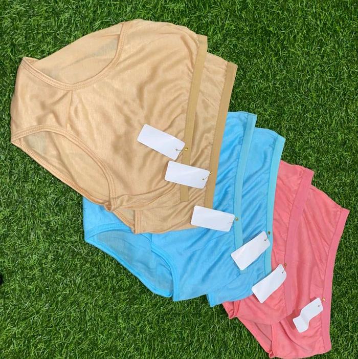 12 pcs celana dalam wanita//jistring/ celana dalam segitiga