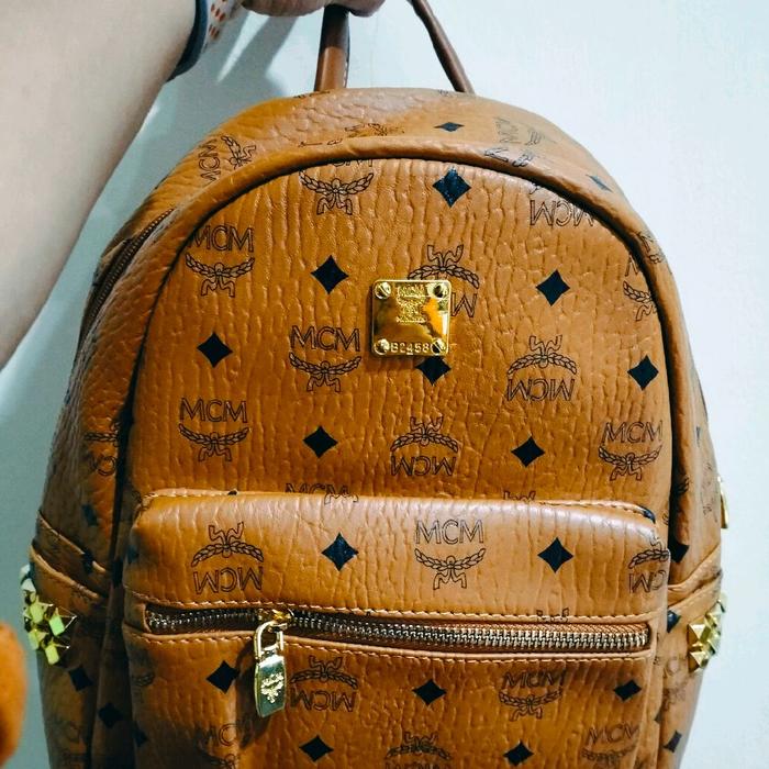 Preloved Ransel Mewah Kulit Gajah MCM dengan Desain Eksklusif dan Kualitas Terbaik