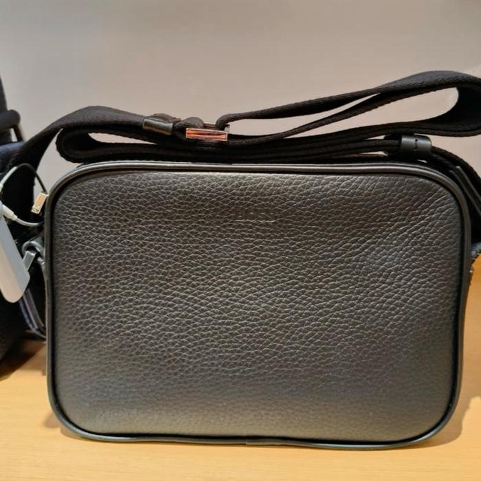 tas boss hugo boss pria wanita original baru sling bag waist bag unisex