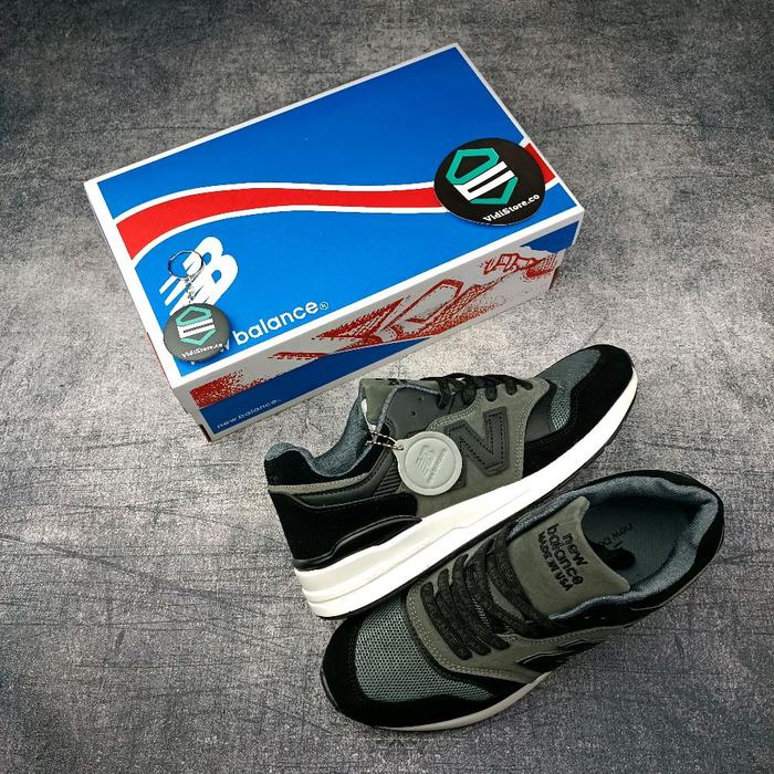 Sepatu Sneakers Olahraga Traning Casual Gym Pria New Balance 997s Gray Black White