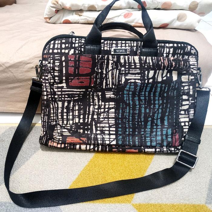 Tas Laptop TUMI PreLoved Carousell