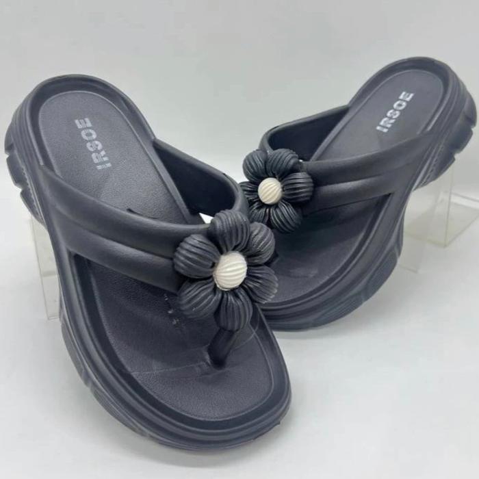 ￼Irsoe 558 Sandal Wanita Jepit Bunga Remaja Dewasa Sandal Karet Hak Tebal Lentur Merek Irose Size 35