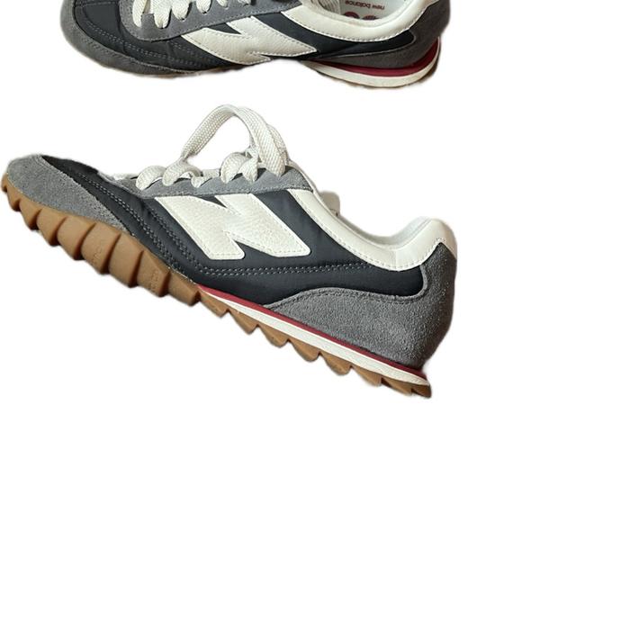 Sepatu Sneakers New Balance RC 30 original