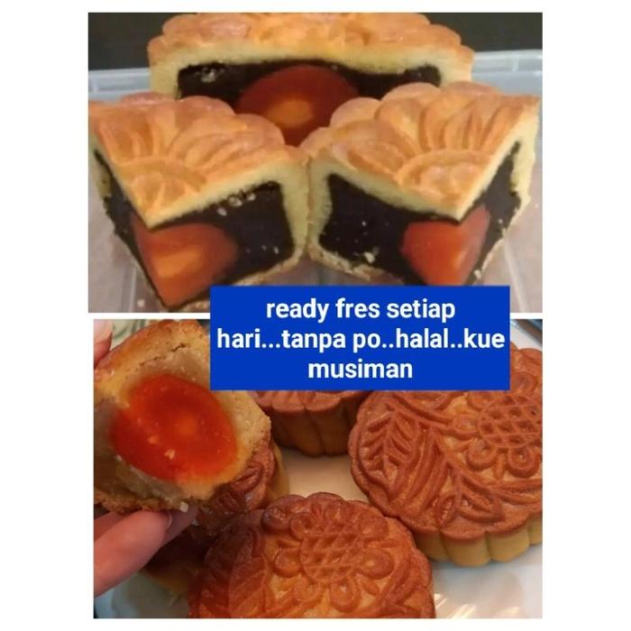 MOONCAKE/KUE BULAN/ TELUR ASIN/LIANFAT /box isi 4pc halal