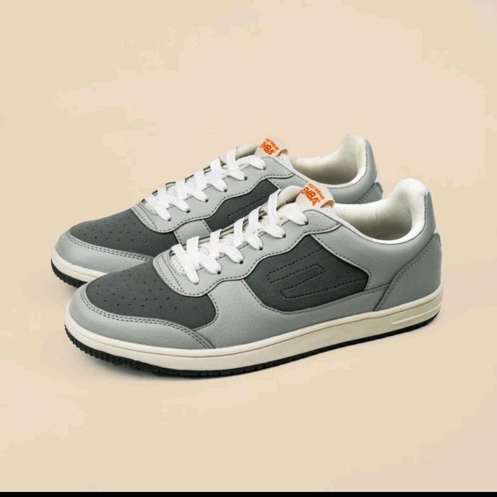 sepatu sneakers Footwear emba Shuffle Grey