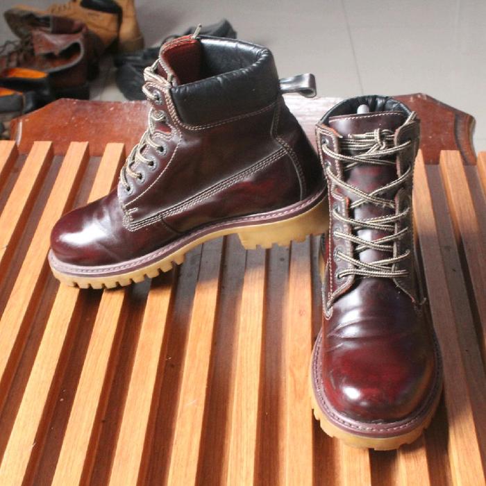 Sepatu Boot 4  inchi kulit tebal ladies "Weinbrenner" upper kulit asli outsole kokoh. size 37 insole