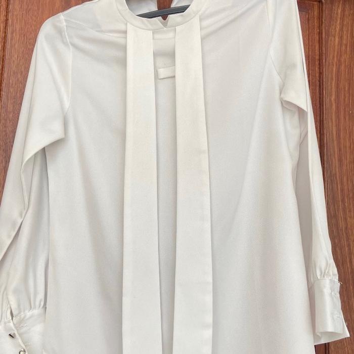 Blouse putih nobby size s