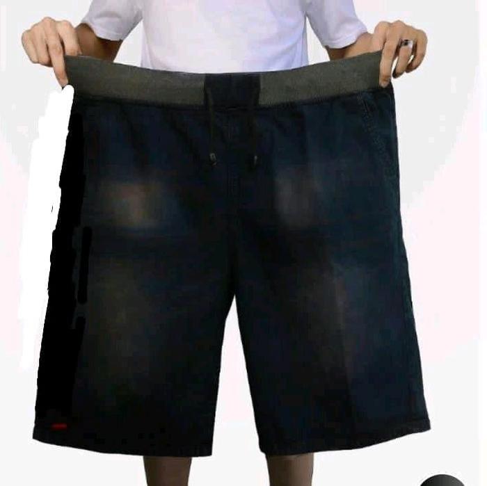 Celana Jeans Pendek Super Jumbo BIG Size 40-45 Kain Tebal Melar Muat BB 80-120 Kilo Nyaman untuk Dew