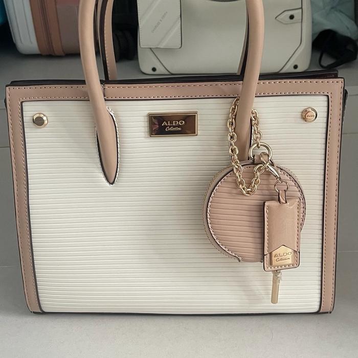 Aldo Tas Wanita 100% Original dengan Desain Elegan dan Kunci Gantung Cantik