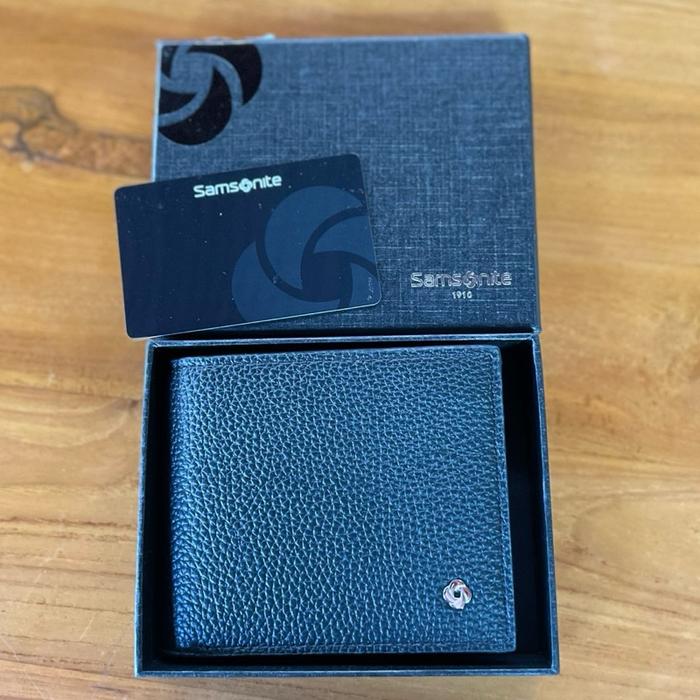 Samsonite Dompet Bifold Hitam Kulit untuk Pria Model Elegan dan Praktis dengan Desain Mewah dan Taha
