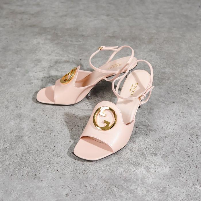 Sepatu GUCCI GG INTERLOCKING GOLD NUDE LACE HEELS 100% ORIGINAL