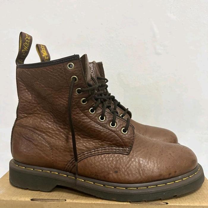 Docmart 1460 Bark Grizzly 8 Hole Size 10 Like New Dr. Martens 100% Original