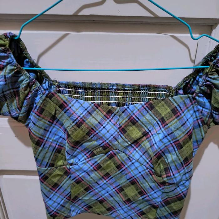 Baju cuci gudang Bkk crop,bukan thrift