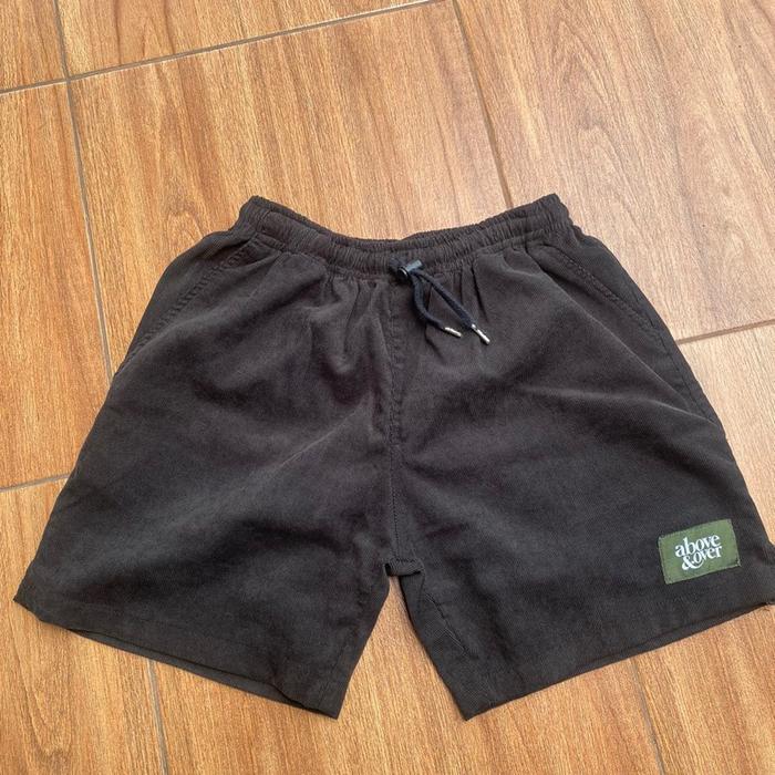 Above and over short pant coduroy celana pendek coduroy