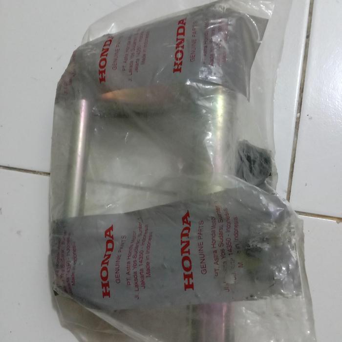 LINK ASSY ENGINE HANGER VARIO 125 50350-KZR-600 ASLI AHM