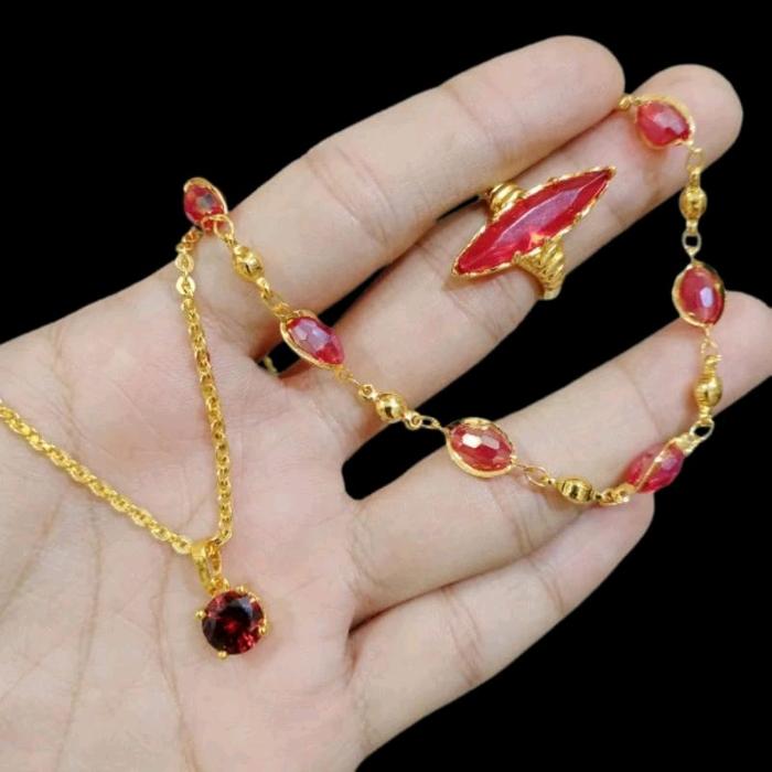 Set Perhiasan Wanita Titanium Mata Merah Delima - Kalung 45cm, Gelang 18cm, Cincin Size 16-18