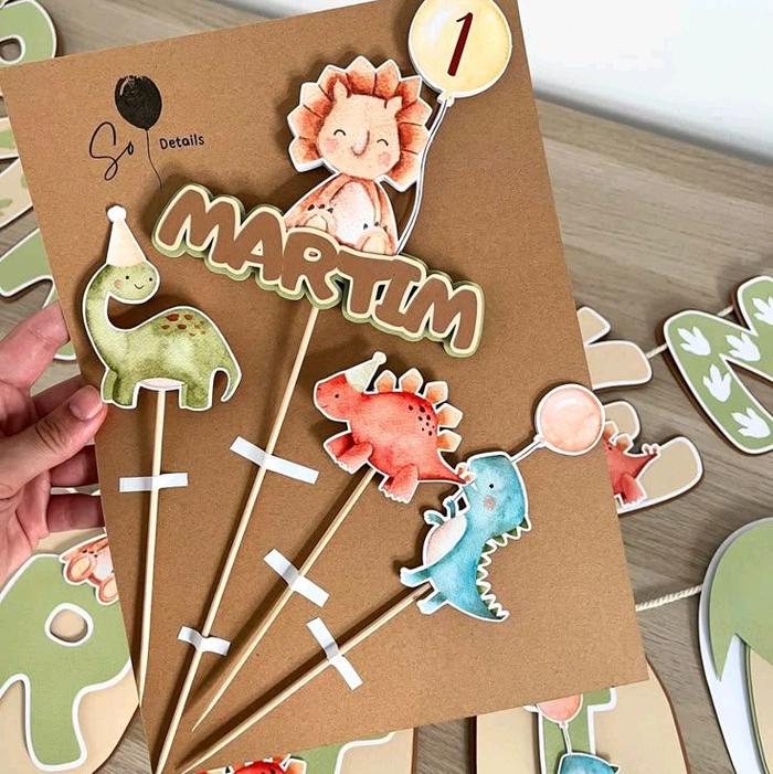 1 set cake toppers dino / cake toppers dino ultah /cake toppers dino custom