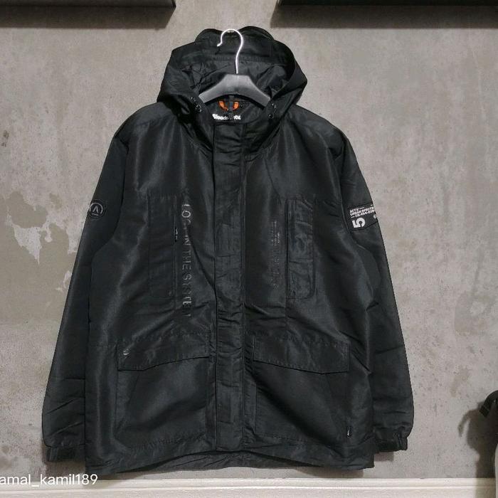 JACKET OUTDOOR BLOODS ACTV HAZECOURE BLACK ORIGINAL.!!!  Jaket Pria Wanita Parasut