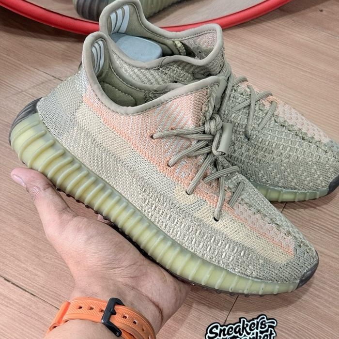 Yeezy Boost 350 v2 sand taupe 2.0 size 37 - sneakers second market