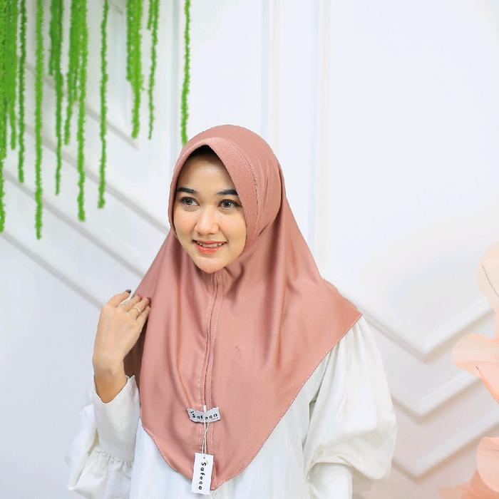 30rb dapat 3 bergo size M by safeea hijab sporty vanilla cream hijab