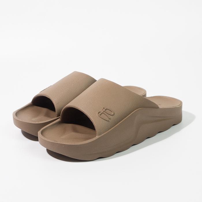 Patrobas Ease Brown Sandal