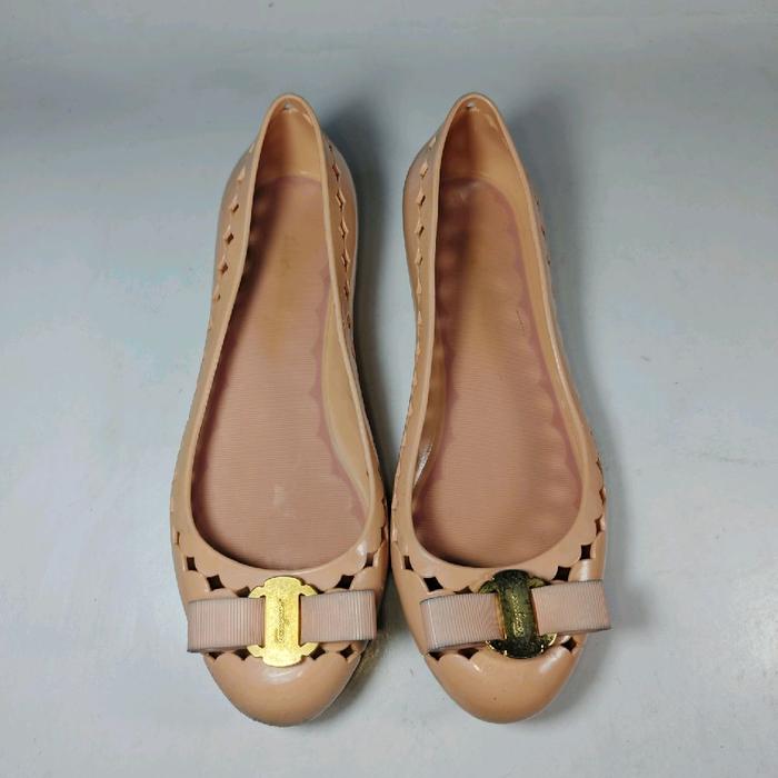 Salvatore Ferragamo original Italian loafers 35 size woman shoes