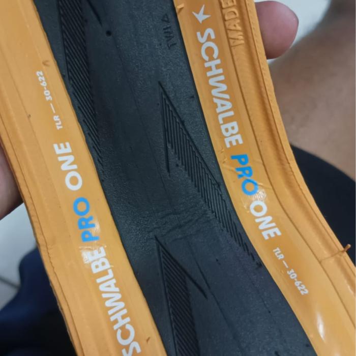 BAN LUAR SCHWALBE PRO ONE TLE 30x700 (700x30C) TUBELESS EASY