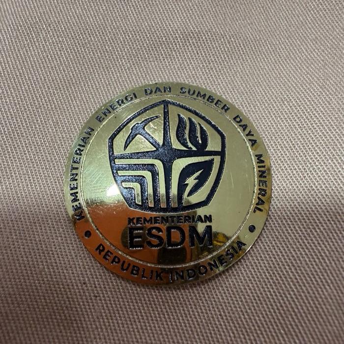 Pin bross ESDM - Pin Bahlil - Pin Bolu ketan hitam - Pin clips ESDM