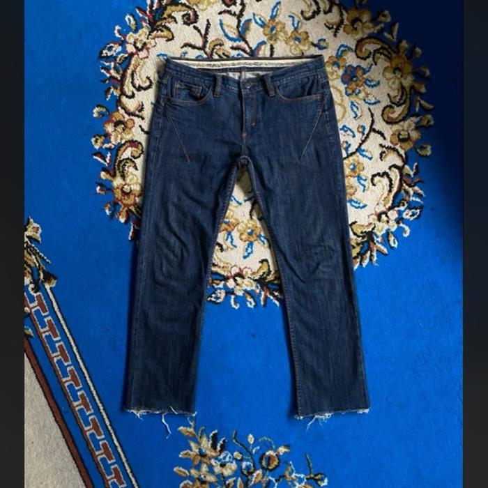 Number Nine Low-rise Pain Denim Jeans