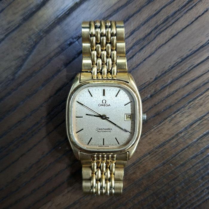 Vintage Omega seamaster date