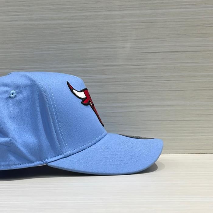 Topi Baseball biru tosca bordir merah banteng