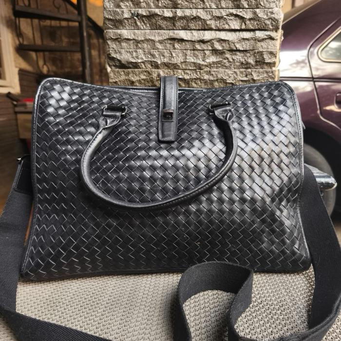 Tas Kulit Bottega Veneta L36cm P28cm Second Like New
