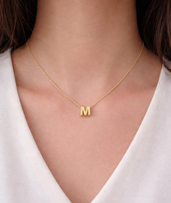 Kalung inisial huruf M emas asli hadiah ulang tahun emas asli