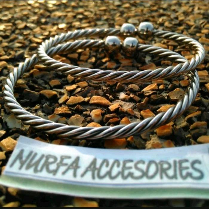 Gelang Titanium Stainless Stell Bracellet Rajut Monel Papua Oryginal Anti Karat