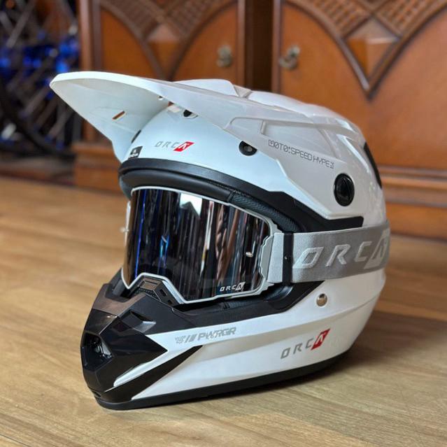 HELM ORCA ATOM WHITEOUT LIMITED EDITION PLUS GOGGLE ORCA FRAMELESS