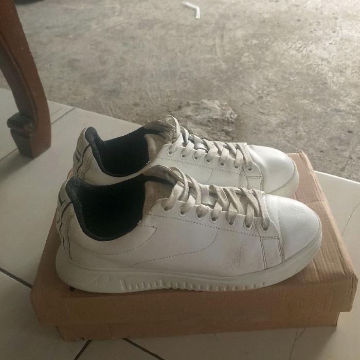 sepatu second branded emporio armani size 39 original authentic
