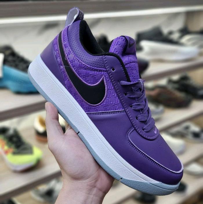 SEPATU NIKE AIRZOOM BOOK 1