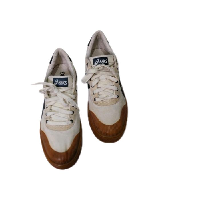 sepatu asic5