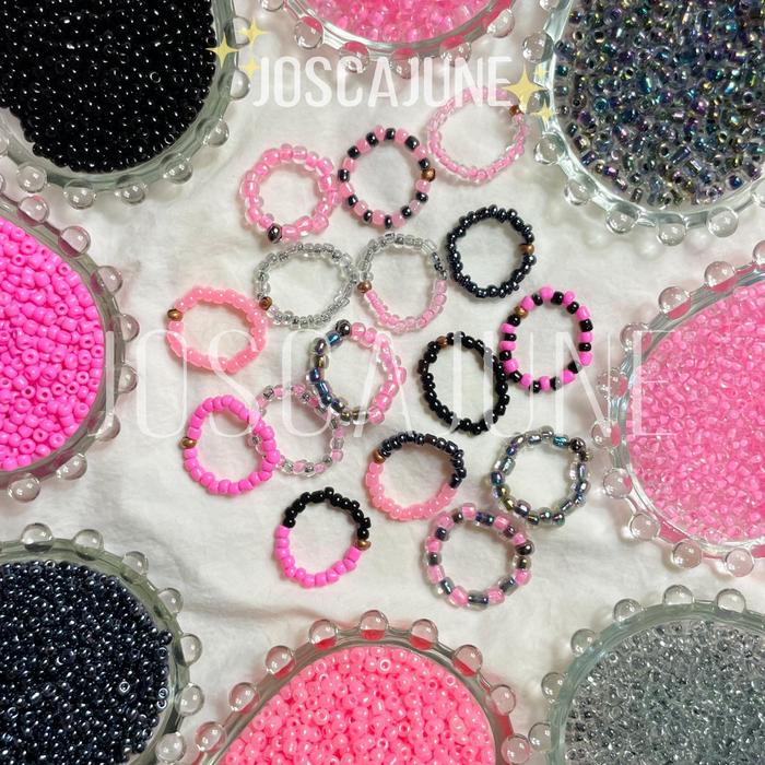 Joscajune Aksesoris Handmade Cincin Manik Mote Warna Hitam Merah Muda DIY Beaded Ring Blackpink edit