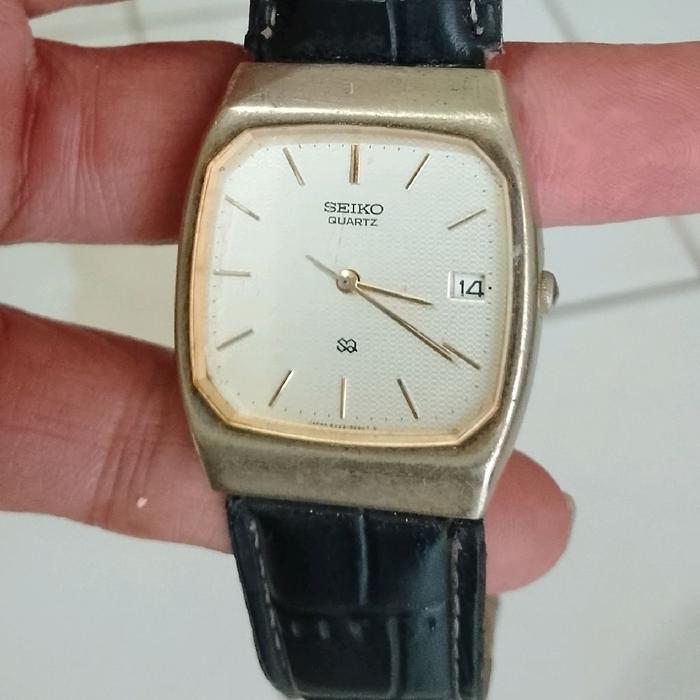 jamtangan pria Seiko kotak quartz seken yg masih cukup lumayan Quartz Jam Pria