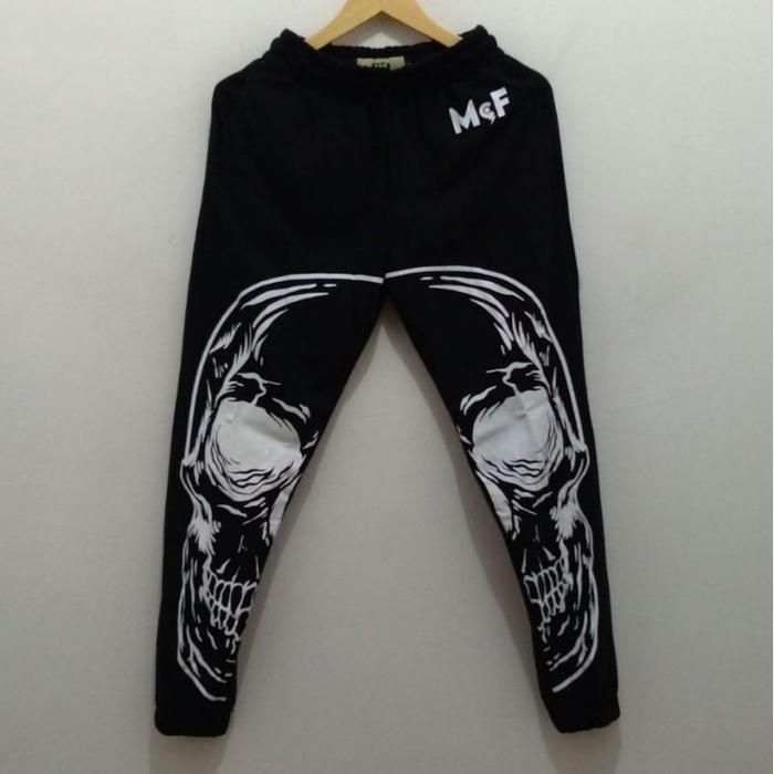 JOGGER SHOTPANT MCF LOGO TENGKORAK