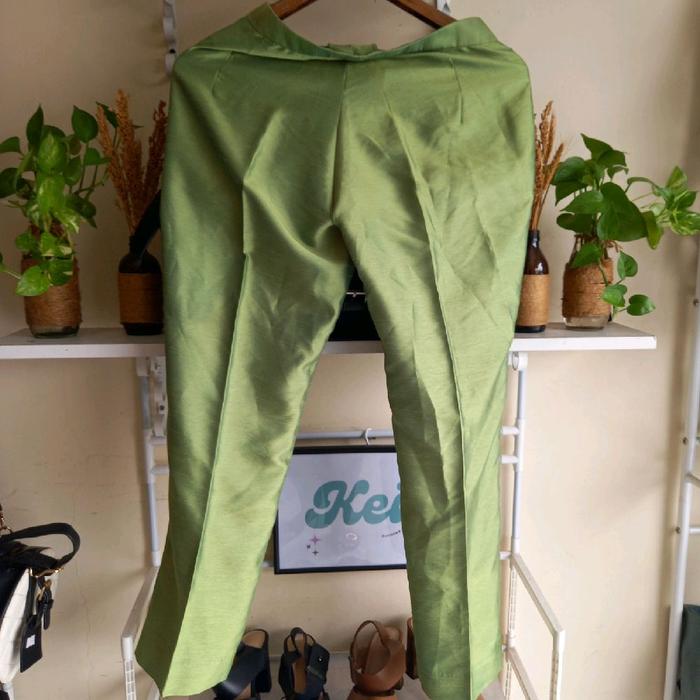 Celana Santung/Bawahan Kebaya in Lime Green