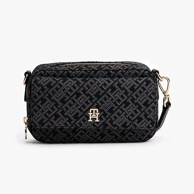 Tommy Hilfiger Camera Jacquard Bag Original Sling Bag Wanita - Black