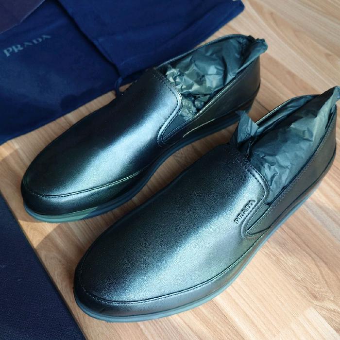 [BRAND NEW] Prada Shoes Sepatu Slip On Pria Black