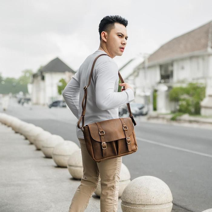 Kenes Leather Tas Selempang Jumbo Messenger Bag Pria Kulit Asli Premium JORDAN - Free Grafir Nama