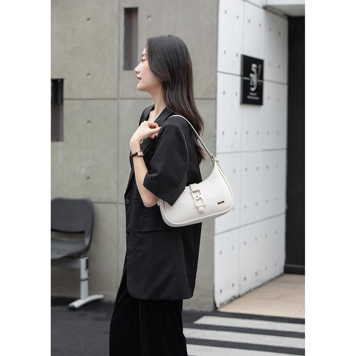 New En-Ji Yonse Shoulderbag - Black