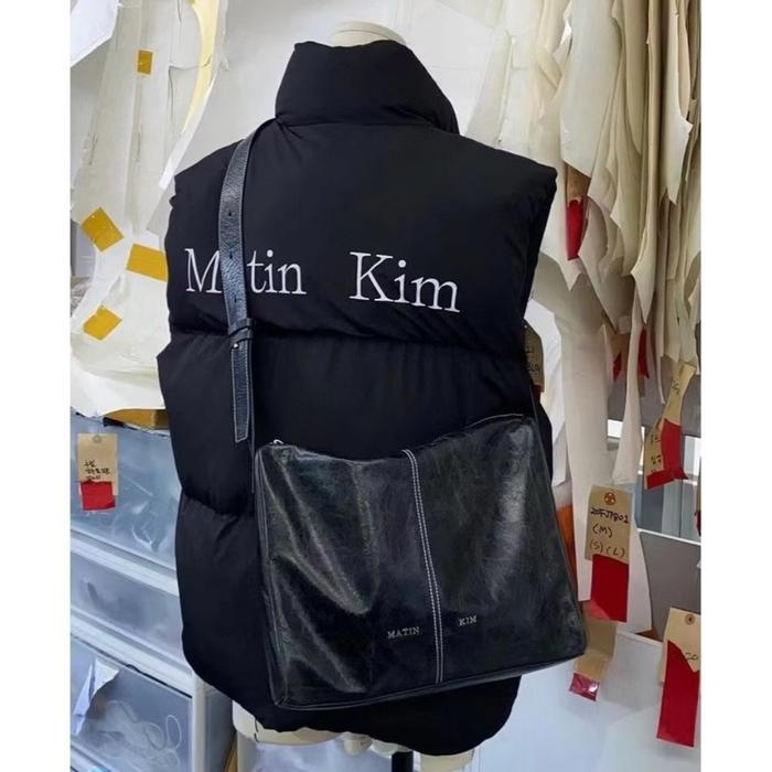 Matin Kim Slingbag Wanita