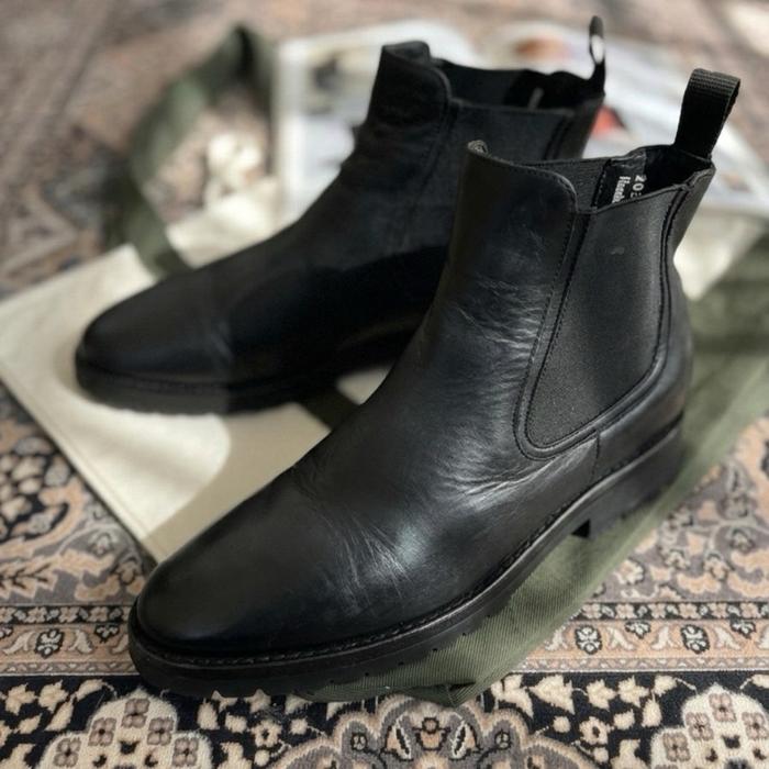 Thursday boots chelsea legend best condition not rm williams blundstone redback engineered boots ank
